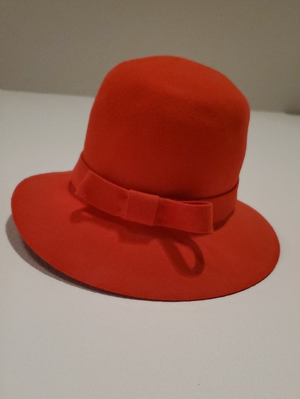 377◼️ RED WOOL FELT HAT
